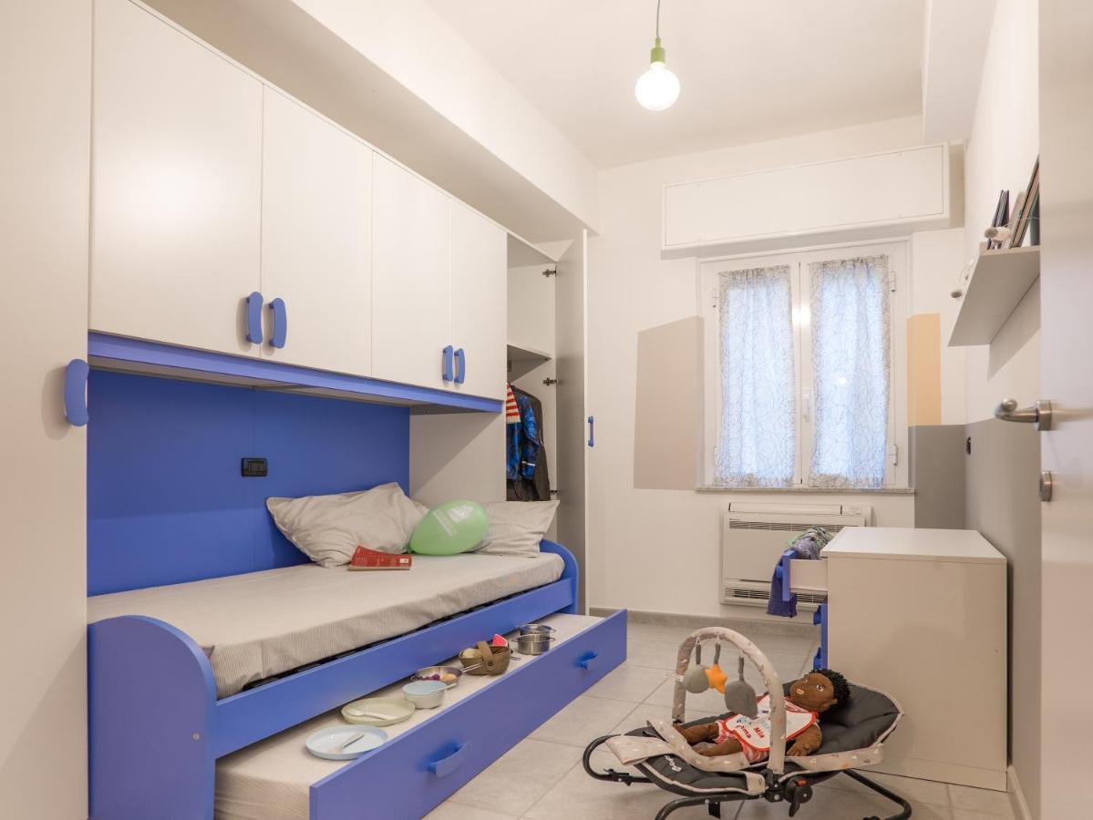 Babyaccommodation Family Experience IV Pietra Ligure Extérieur photo