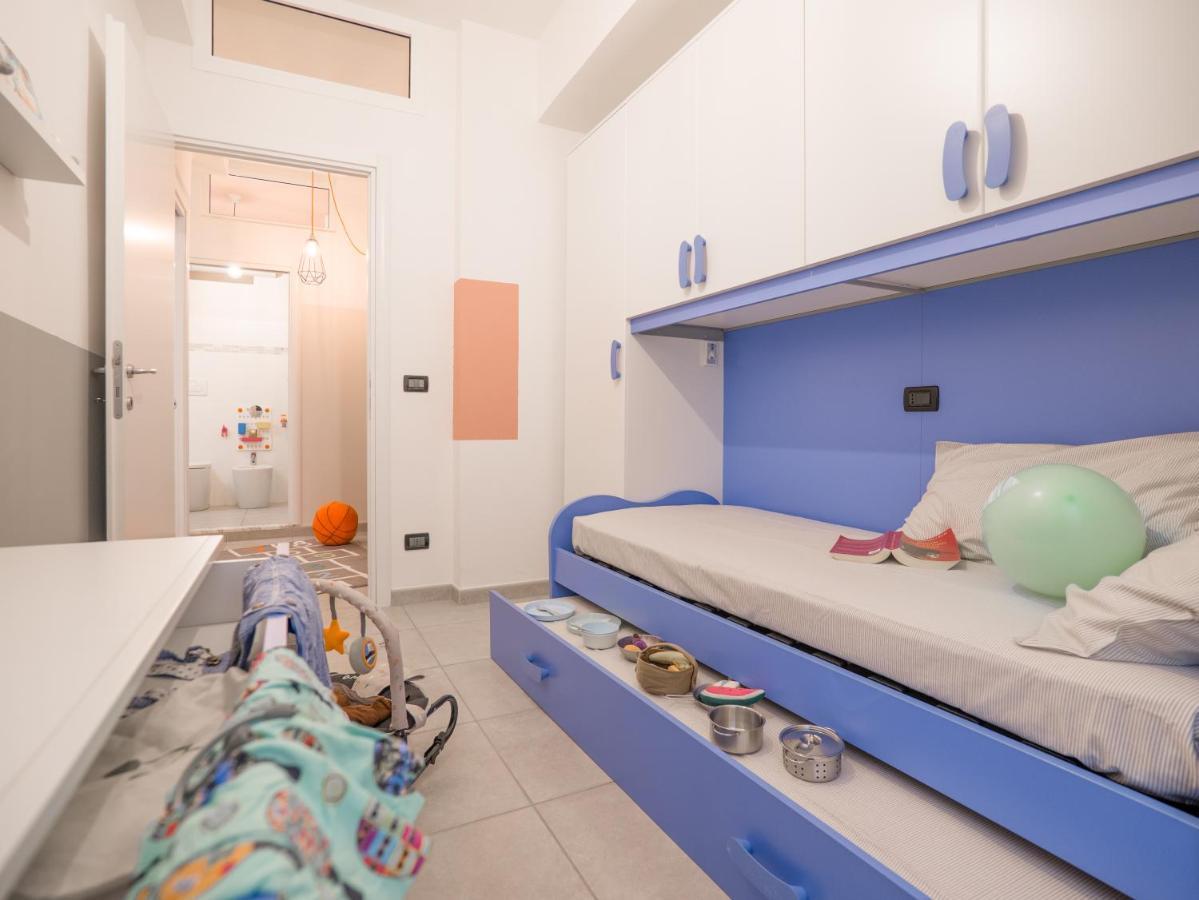 Babyaccommodation Family Experience IV Pietra Ligure Extérieur photo